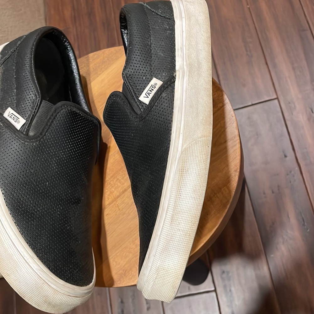 Vans 8 - Picture 3 of 7